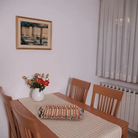 Lili Daire Portorož